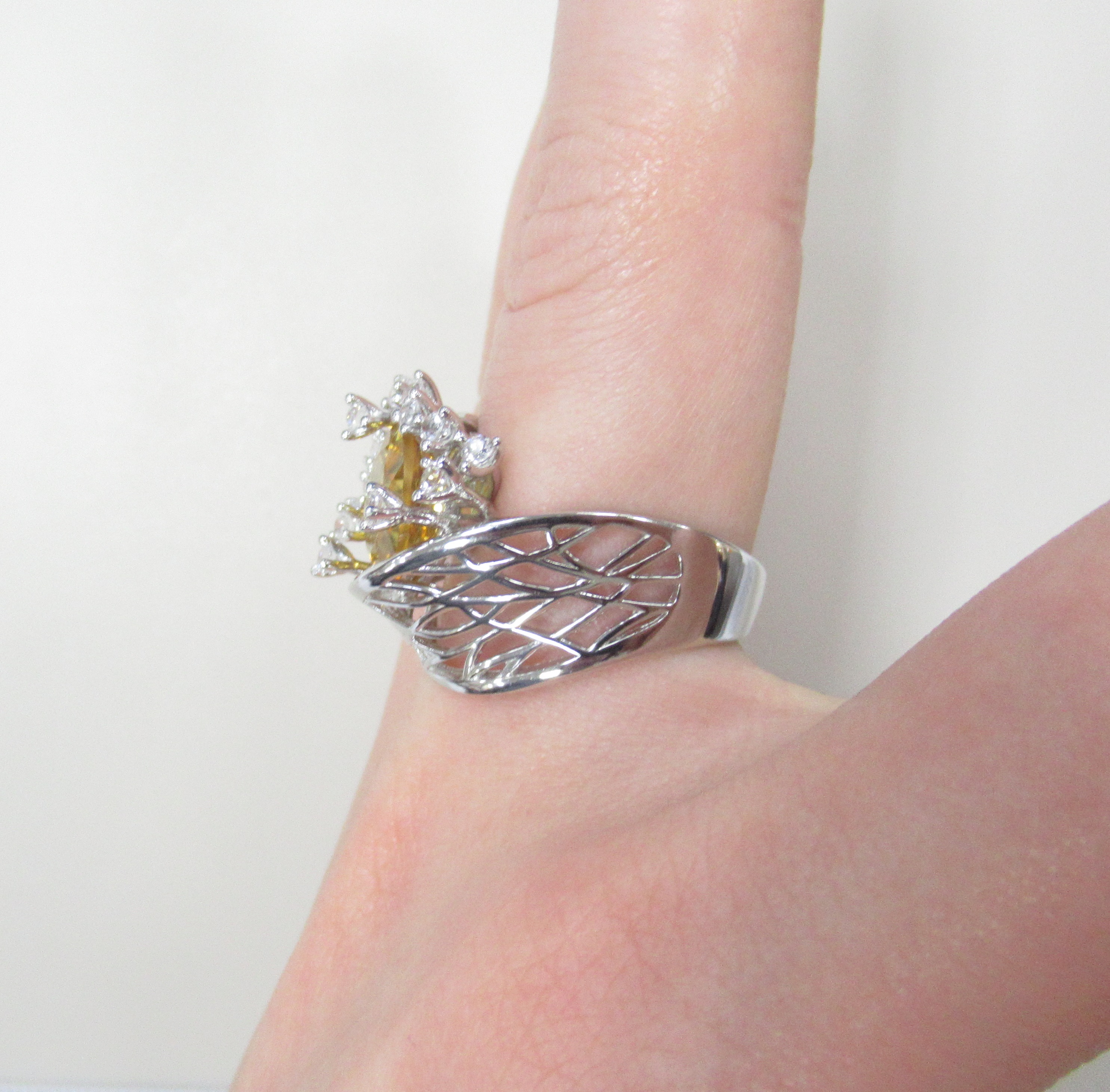 Серебряное кольцо с цитрином "Цветок"